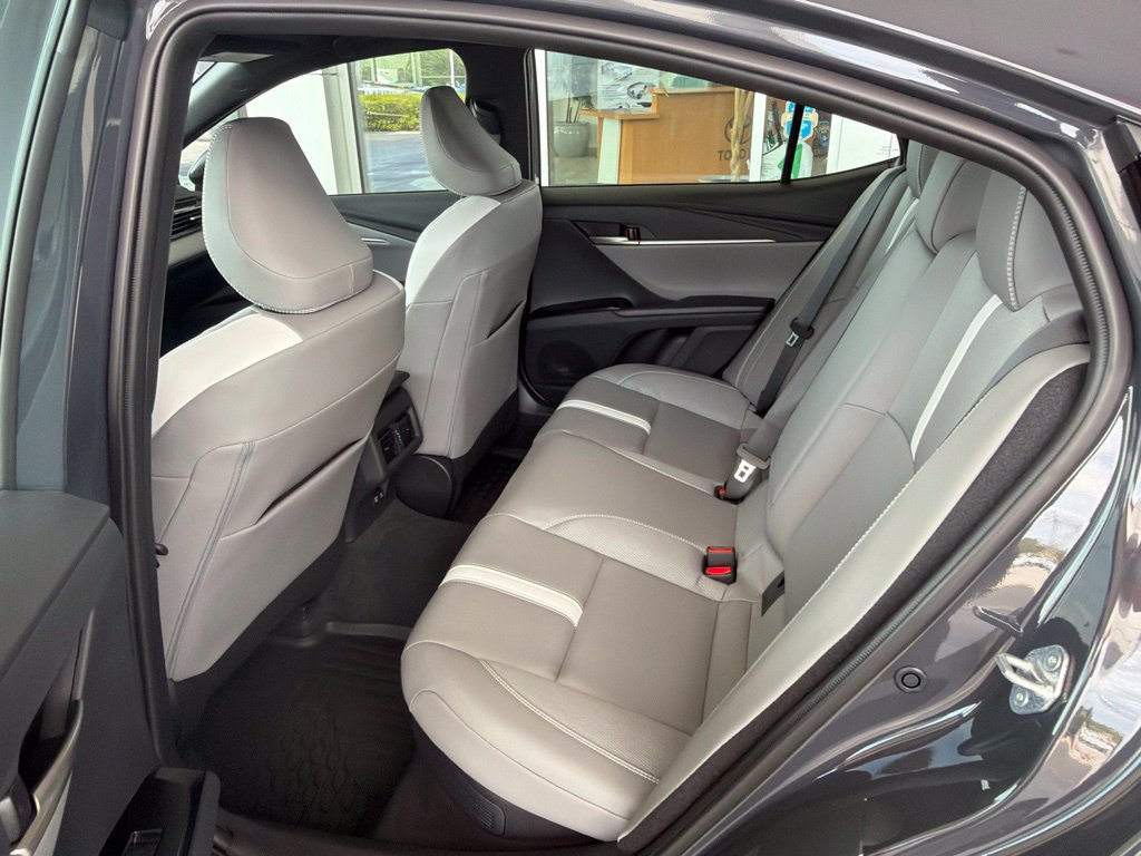 Used 2026 Toyota Camry SE FWD image 26