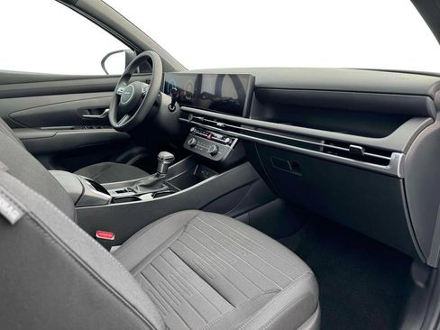 Certified 2025 Hyundai Santa Cruz SE FWD image 15