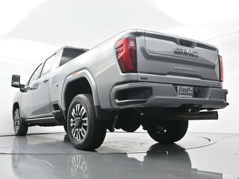 Used 2025 GMC Sierra 3500 Denali Ultimate AWD/4WD image 48