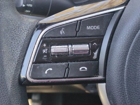 Used 2020 Kia Sportage LX image 20