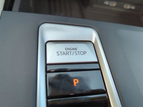 New 2026 Volkswagen Atlas SE image 38