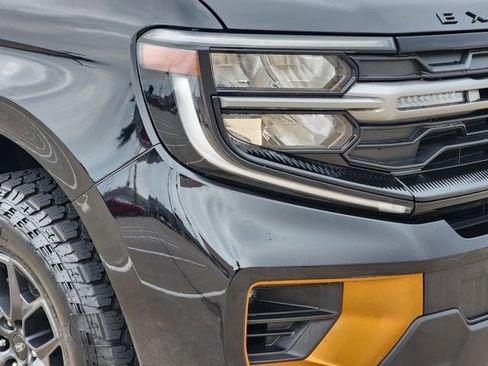 Used 2026 Ford Expedition Tremor AWD/4WD image 9