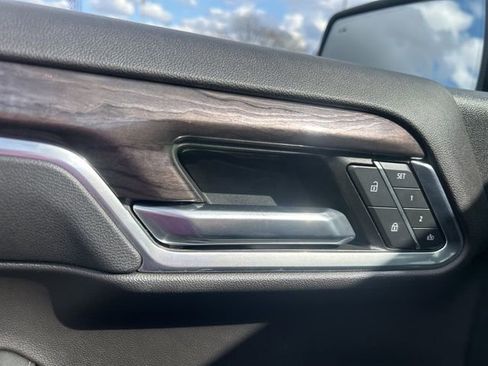 Used 2023 Chevrolet Silverado 1500 LTZ w/ LTZ Premium Package image 12