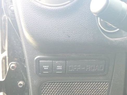 Used 2015 Jeep Wrangler Unlimited Rubicon image 21