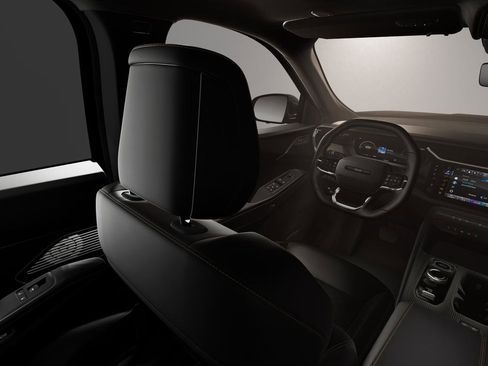 New 2026 Jeep Cherokee Overland AWD/4WD image 8