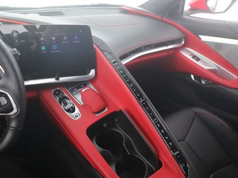 Used 2022 Chevrolet Corvette Stingray Premium Cpe w/ Z51 Performance Package RWD image 24