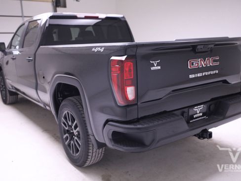 New 2026 GMC Sierra 1500 Pro w/ Graphite Edition image 3