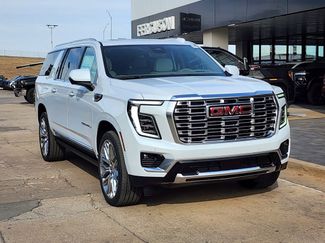 New 2026 GMC Yukon XL Denali video 1