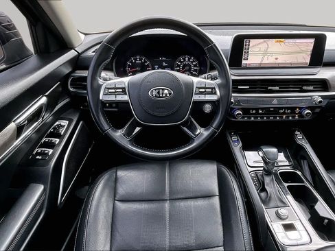 Used 2020 Kia Telluride EX w/ EX Premium Package FWD image 6