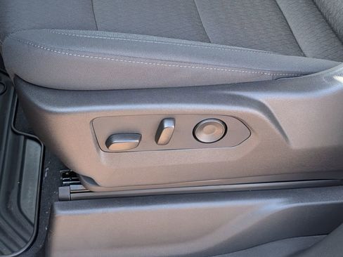 New 2026 GMC Sierra 1500 SLE image 6