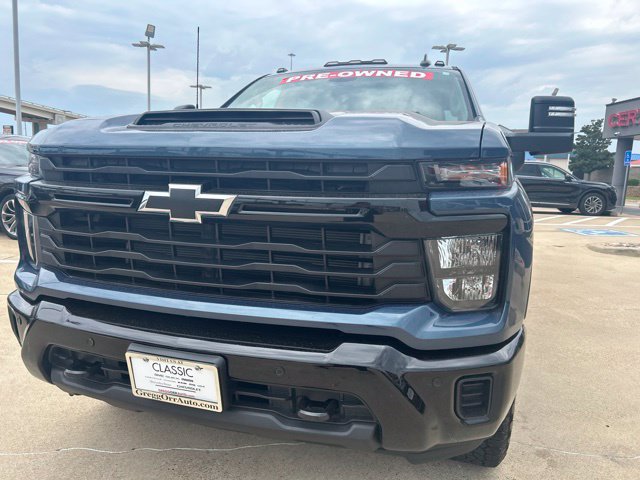 Used 2026 Chevrolet Silverado 2500 Custom w/ Custom Value Package AWD/4WD image 3