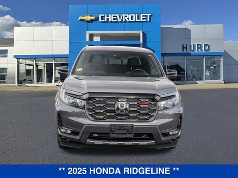 Used 2025 Honda Ridgeline TrailSport image 9