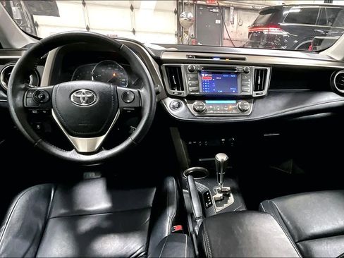 Used 2013 Toyota RAV4 Limited image 14