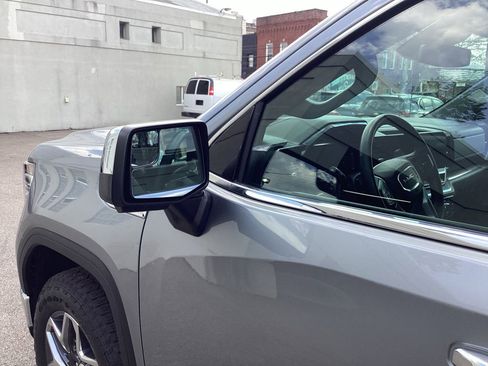 Used 2023 GMC Sierra 1500 SLT w/ SLT Premium Package AWD/4WD image 27