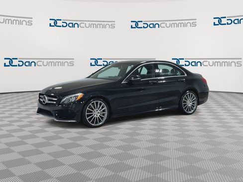Used 2017 Mercedes-Benz C 300 4MATIC Sedan image 4