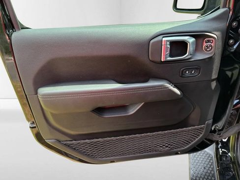 Used 2021 Jeep Wrangler Unlimited Sahara image 13