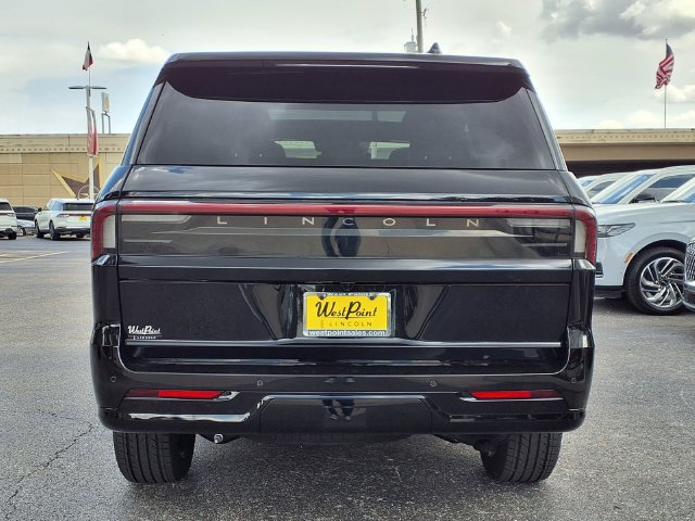 New 2026 Lincoln Navigator Reserve AWD/4WD image 5