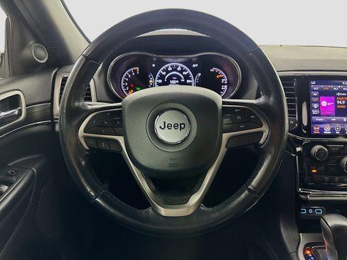 Used 2020 Jeep Grand Cherokee Limited AWD/4WD image 11