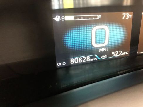 Used 2022 Toyota Prius Prime XLE FWD image 18