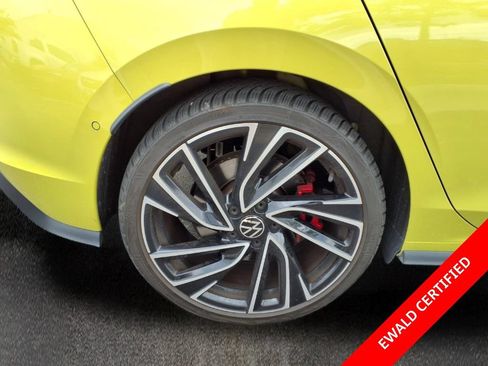 Used 2022 Volkswagen GTI Autobahn FWD image 28