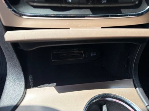 Used 2015 Jeep Grand Cherokee Laredo w/ Quick Order Package 23E AWD/4WD image 36
