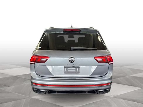 Certified 2023 Volkswagen Tiguan SE R-Line FWD image 7