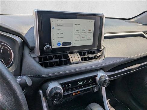 Used 2025 Toyota RAV4 XLE FWD image 18