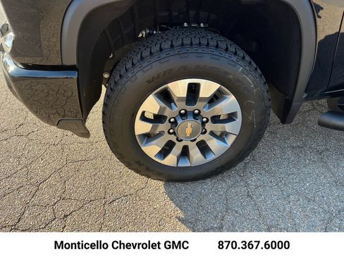 New 2026 Chevrolet Silverado 2500 Custom w/ Custom Value Package AWD/4WD image 26