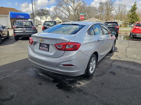 Used 2016 Chevrolet Cruze LT w/ Convenience Package image 10