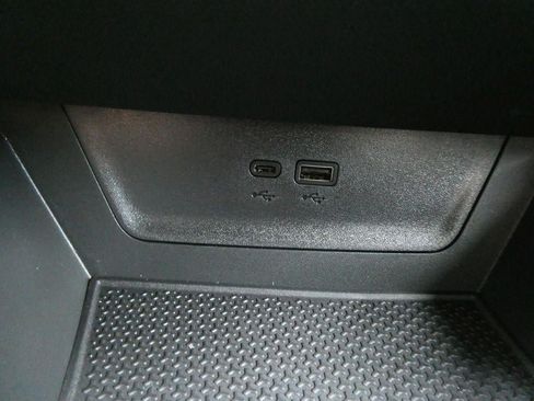 New 2027 Chevrolet Equinox LT FWD image 24