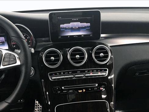 Certified 2018 Mercedes-Benz GLC 300 image 6
