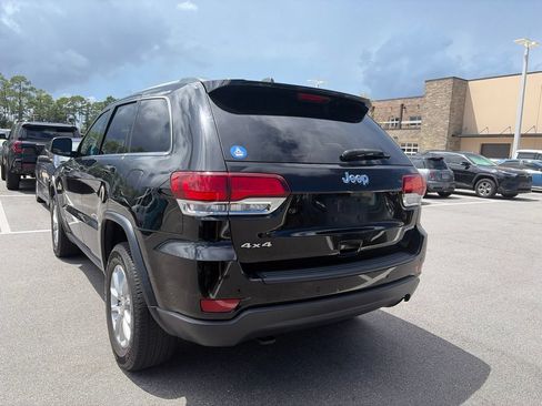 Used 2021 Jeep Grand Cherokee Laredo AWD/4WD image 3