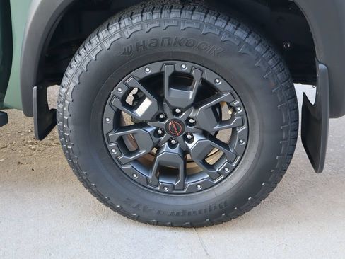 Used 2023 Nissan Frontier Pro-X w/ Pro-X Premium Package RWD image 29