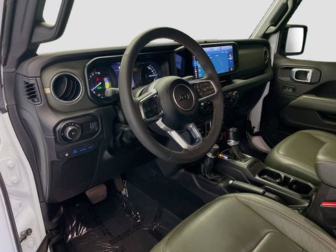 Used 2024 Jeep Wrangler High Altitude image 7