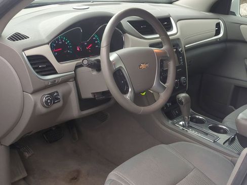 Used 2017 Chevrolet Traverse LT AWD/4WD image 13