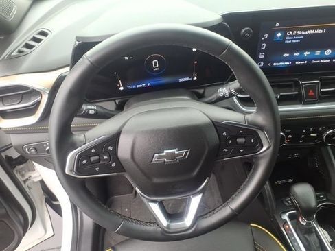 Used 2024 Chevrolet TrailBlazer ACTIV w/ Convenience Package AWD/4WD image 14