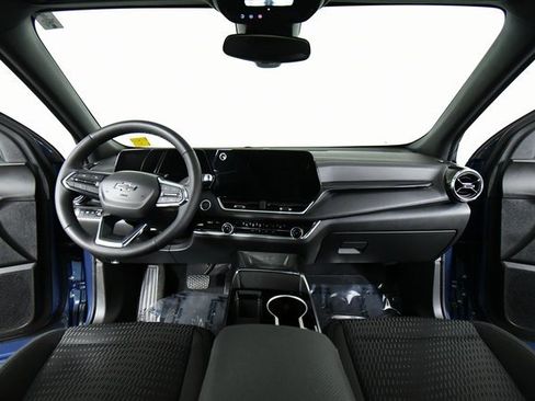 Used 2025 Chevrolet Equinox LT w/ Midnight Edition image 18