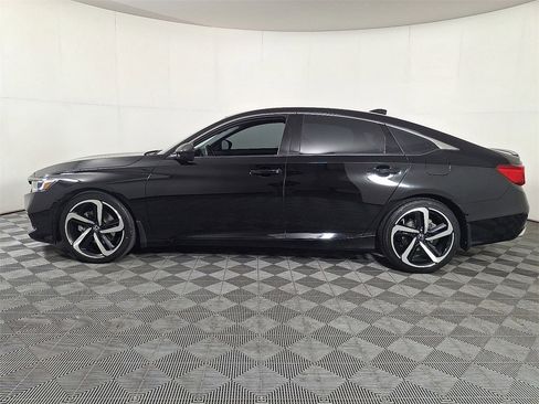 Used 2021 Honda Accord Sport image 7