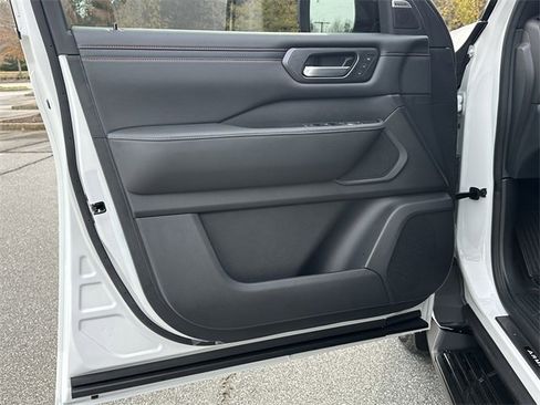 New 2026 Nissan Armada PRO-4X image 11