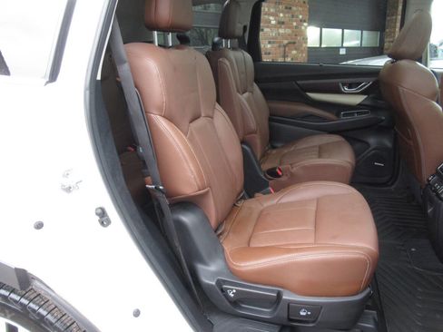 Used 2021 Subaru Ascent Touring image 6