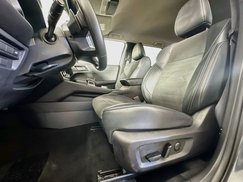 Used 2024 Mitsubishi Outlander SE FWD image 13