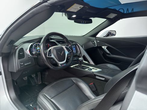 Used 2018 Chevrolet Corvette Z06 RWD image 24