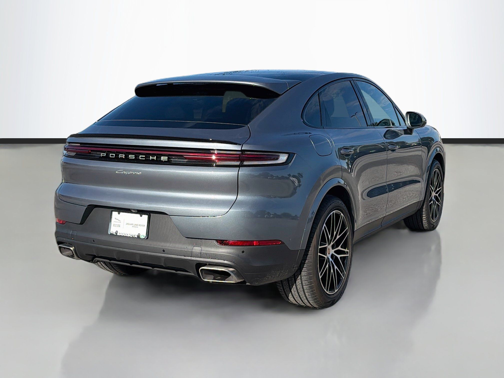 Used 2026 Porsche Cayenne Coupe AWD/4WD image 5