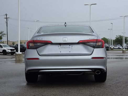Used 2023 Honda Civic Sport image 16