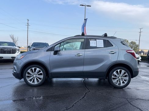 Used 2020 Buick Encore Preferred image 4