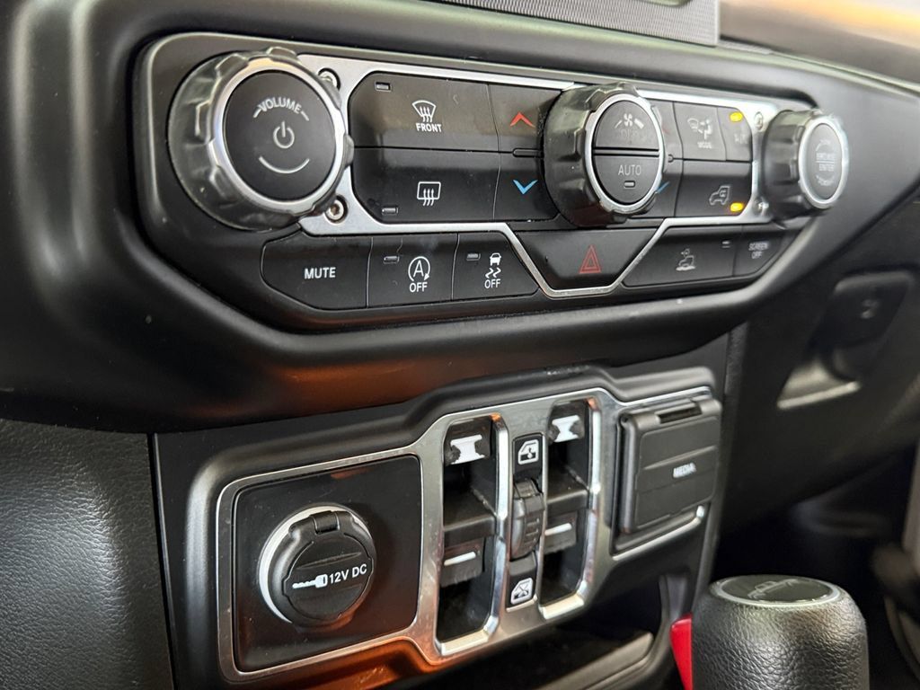 Used 2021 Jeep Gladiator Sport AWD/4WD image 23