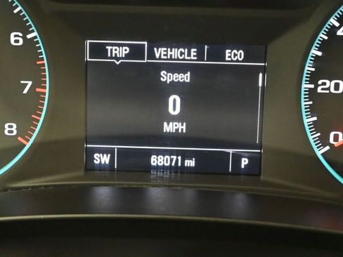 Used 2023 Chevrolet Malibu LT FWD image 16