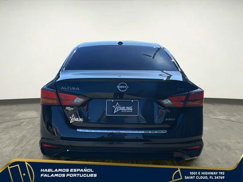 Used 2023 Nissan Altima 2.5 SV w/ SV Premium Package AWD/4WD image 5