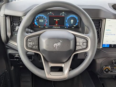 New 2025 Ford Bronco 4-Door image 10