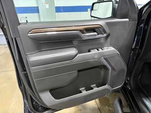 Used 2023 Chevrolet Silverado 1500 RST w/ Redline Edition image 19